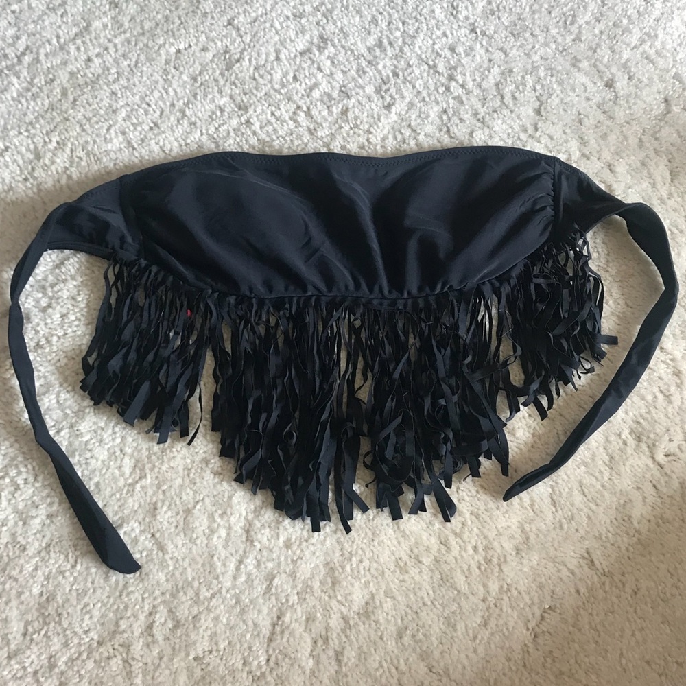 Women’s swimsuit top
